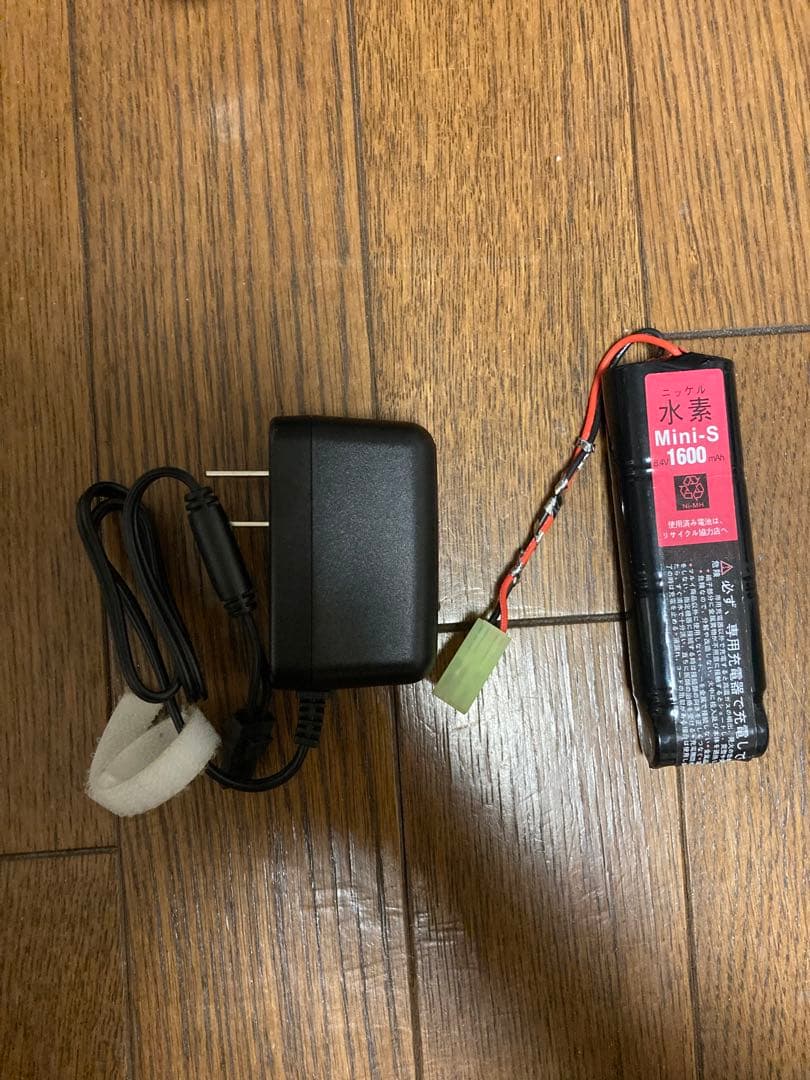 東京マルイ　M4 Sシステム　電動ガン　マガジン·バッテリー付き