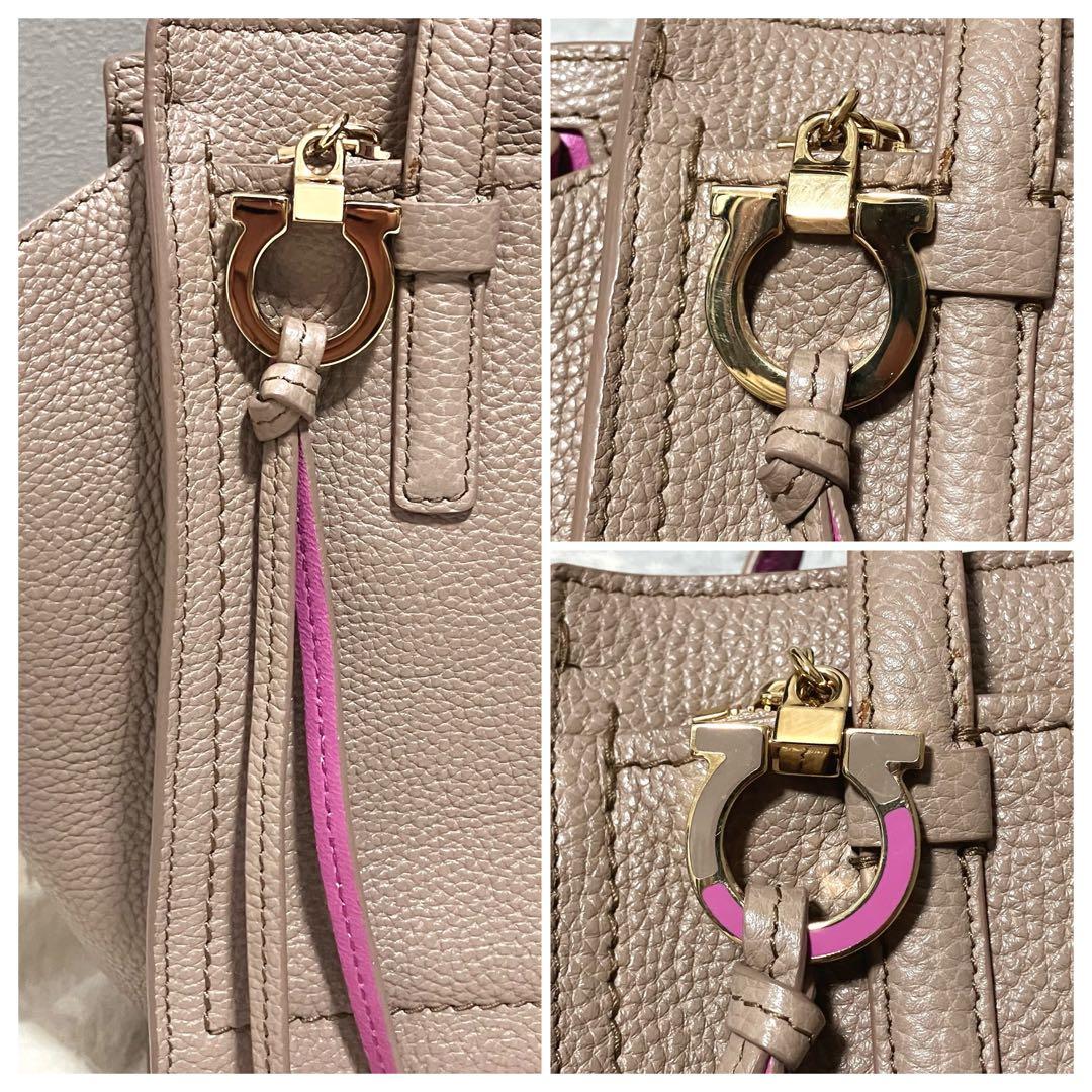 フェラガモ［エイミー］ハンドバッグ　ショルダー　カーフレザー　ガンチーニ　金具