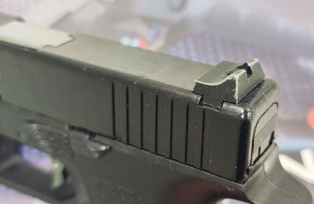 ストライカー9 カーボネイト CO2 ガスブローバック グロック