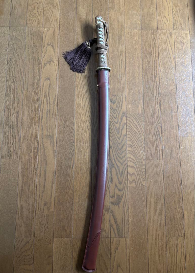 九八式軍刀の鍔 真鍮製 桜 九八式軍刀 Gunto Tsuba 軍装美術 K48 九八