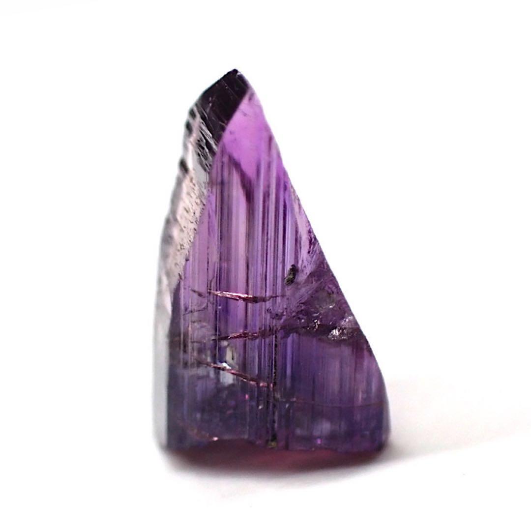 タンザニア/メレラニ産】非加熱マルチカラーゾイサイト