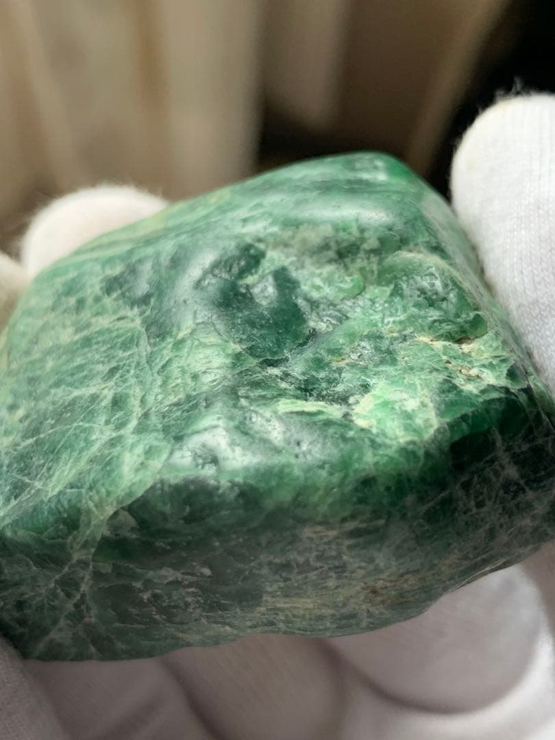 128g ホビー・楽器・アート 金山谷 糸魚川極上ひすい 96g 翡翠 鉱物