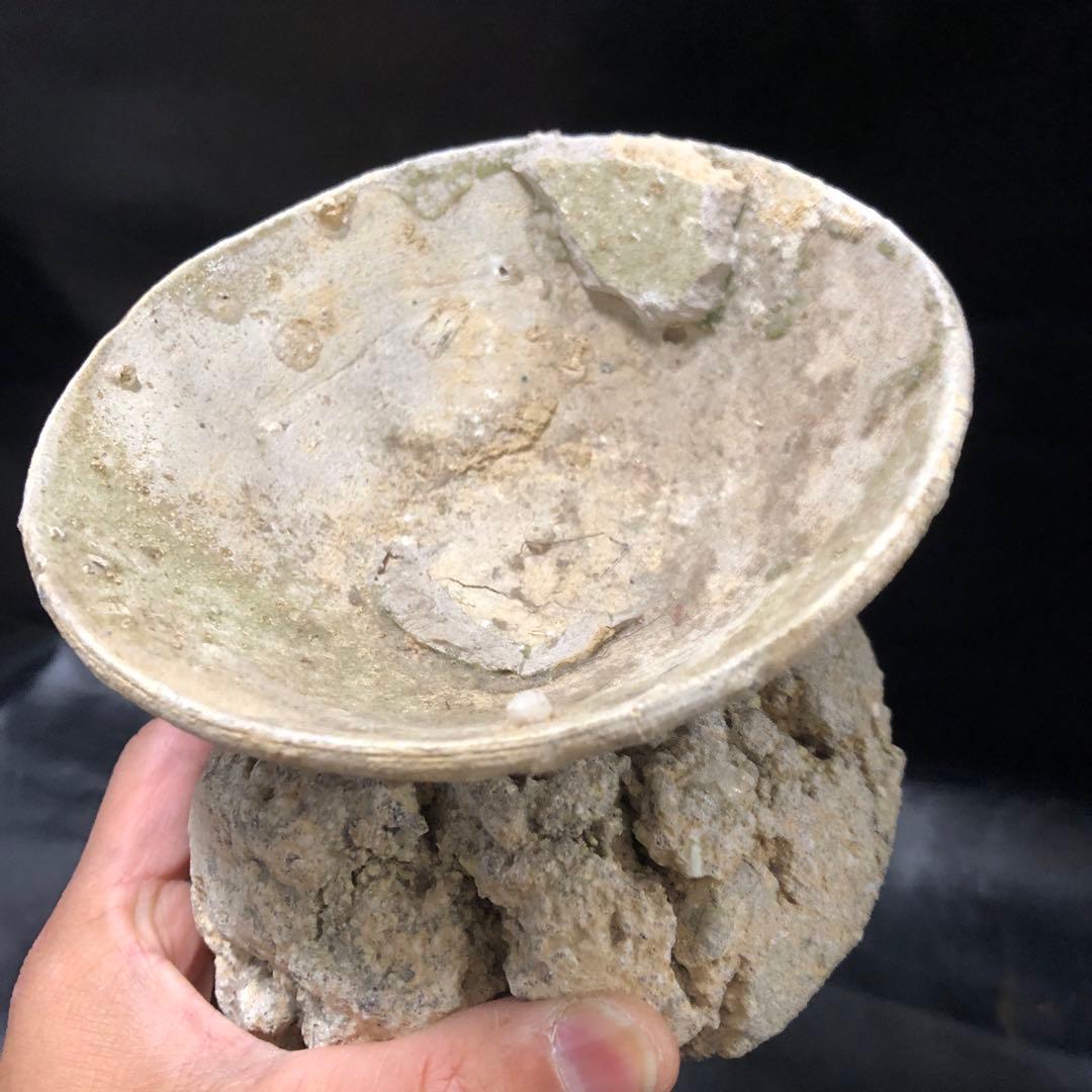 超珍品◾️蔵から超激レアな素焼きの台座が残った雰囲気