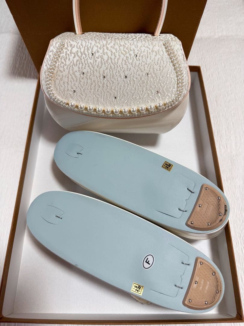 No.7 成人式草履バッグセット　振袖用　パール＆ストーン