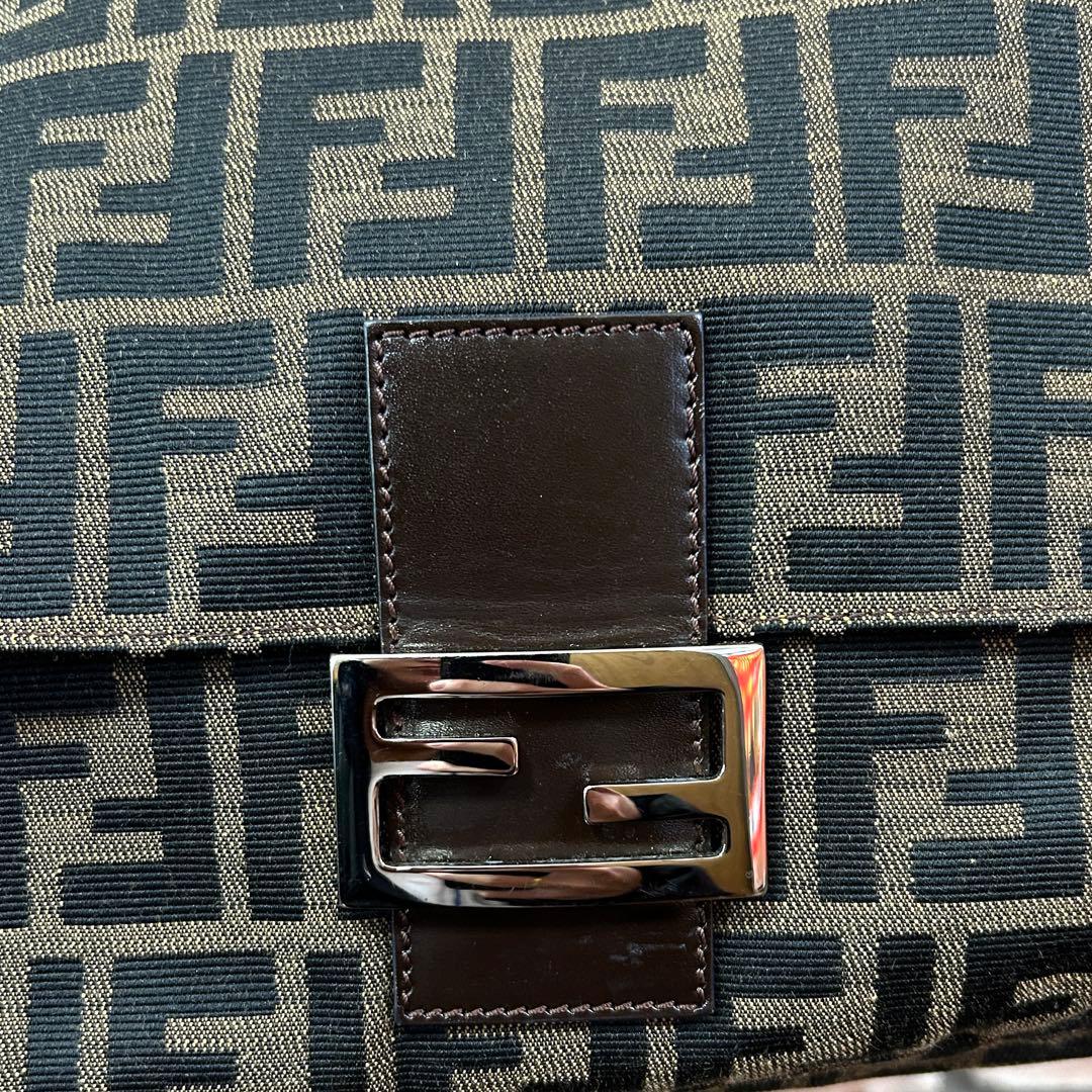 極美品 FENDI フェンディ マンマバケット ショルダーバッグ ズッカ柄