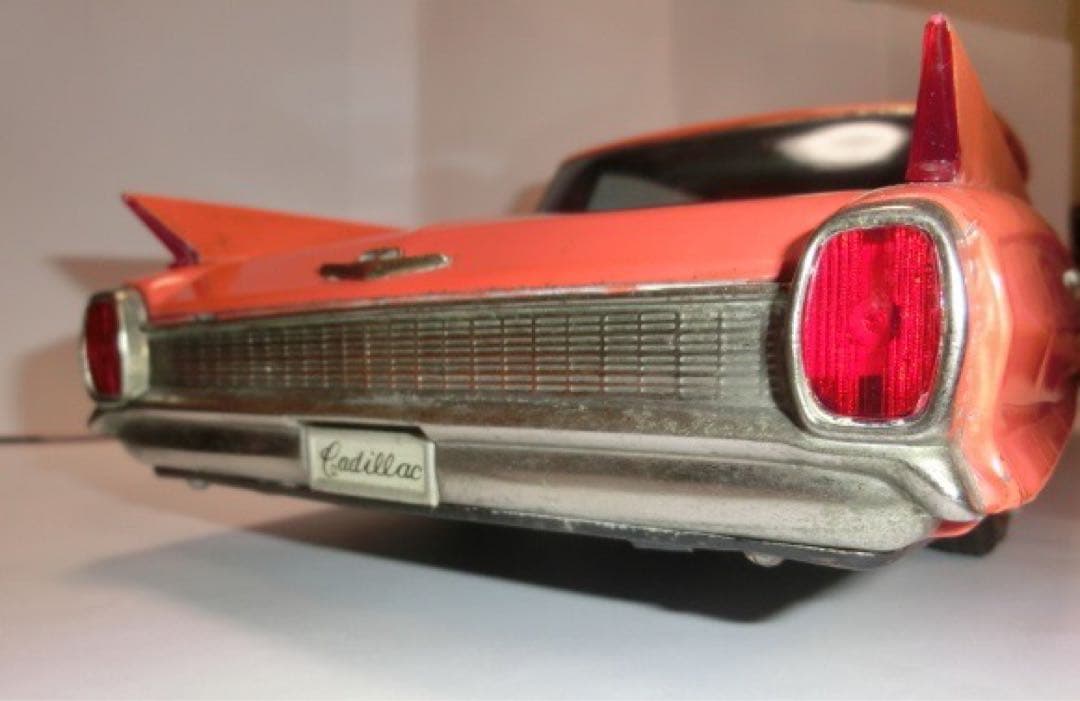 ICHIKOイチコー　Cadillacキャデラック　ブリキミニカー全長約50cm
