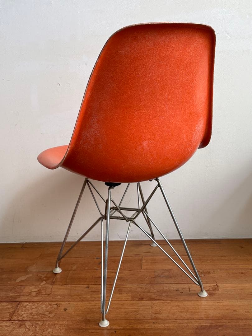 ハーマンミラーシェルチェアエッフェルベースオレンジ年代不明ファイバー