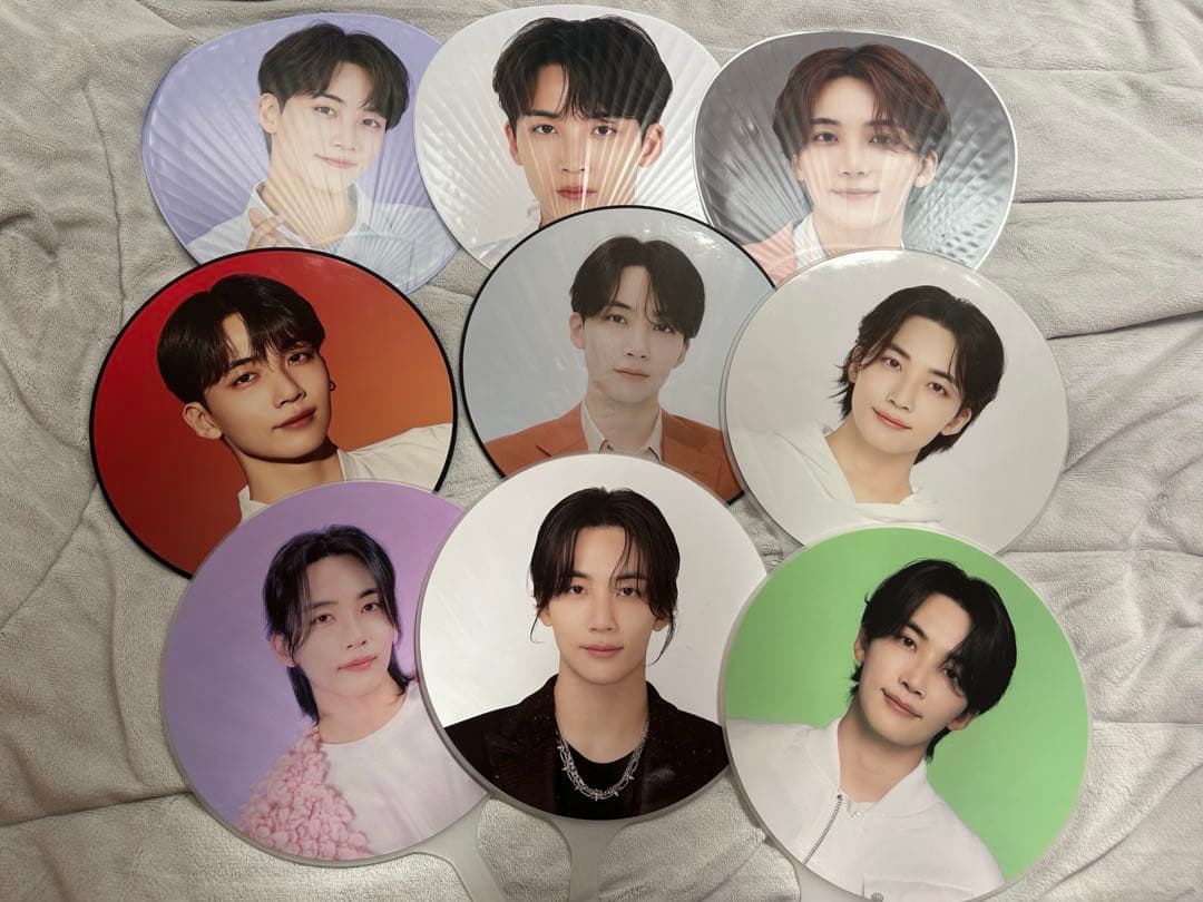 SEVENTEEN ジョンハン うちわ セット - メルカリ