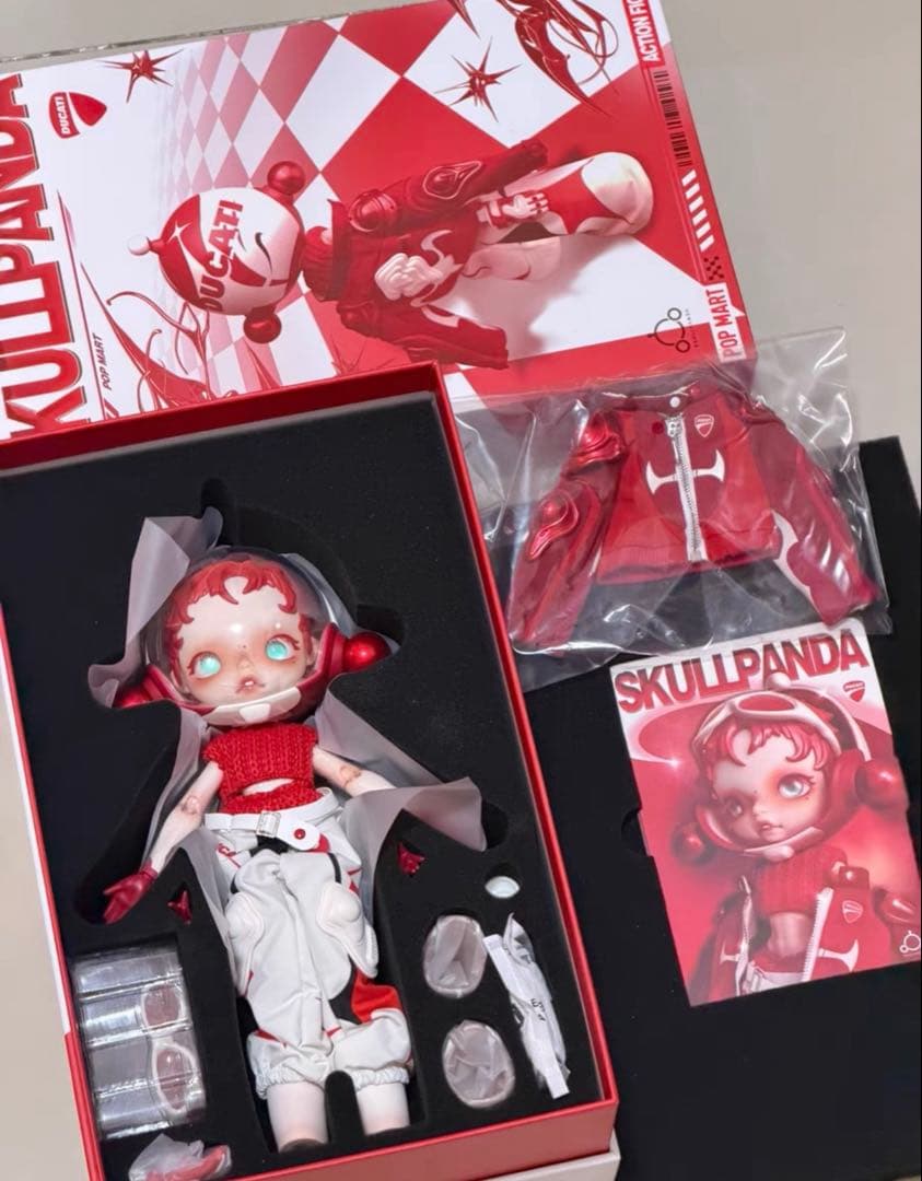 SKULLPANDA × DUCATI 1/6 Action Figure
