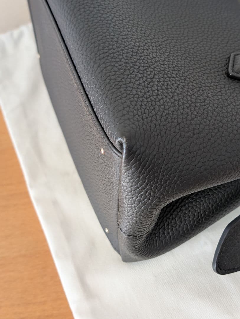 美品　VASICヴァジック GRAF MINI MINI ハンドバッグ　ブラック