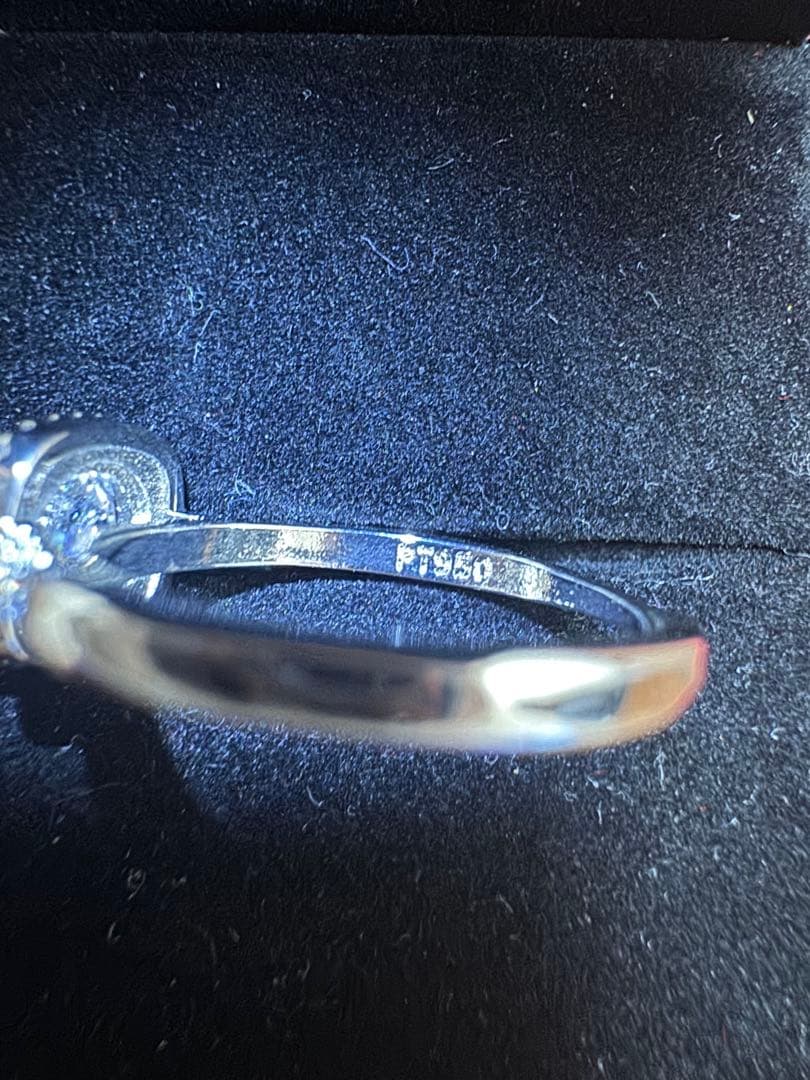 新品未使用　約2ctプラチナリング PT950 サイズ調整可能