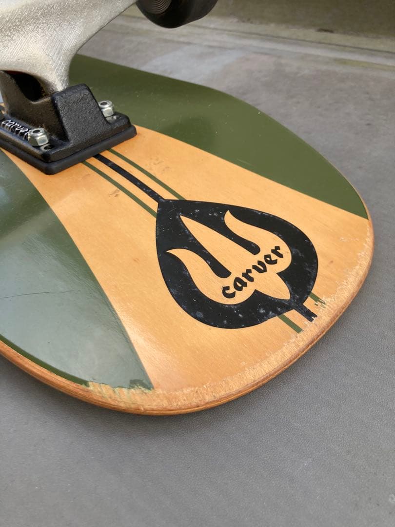 カーバー　スケートボード　(81センチ)