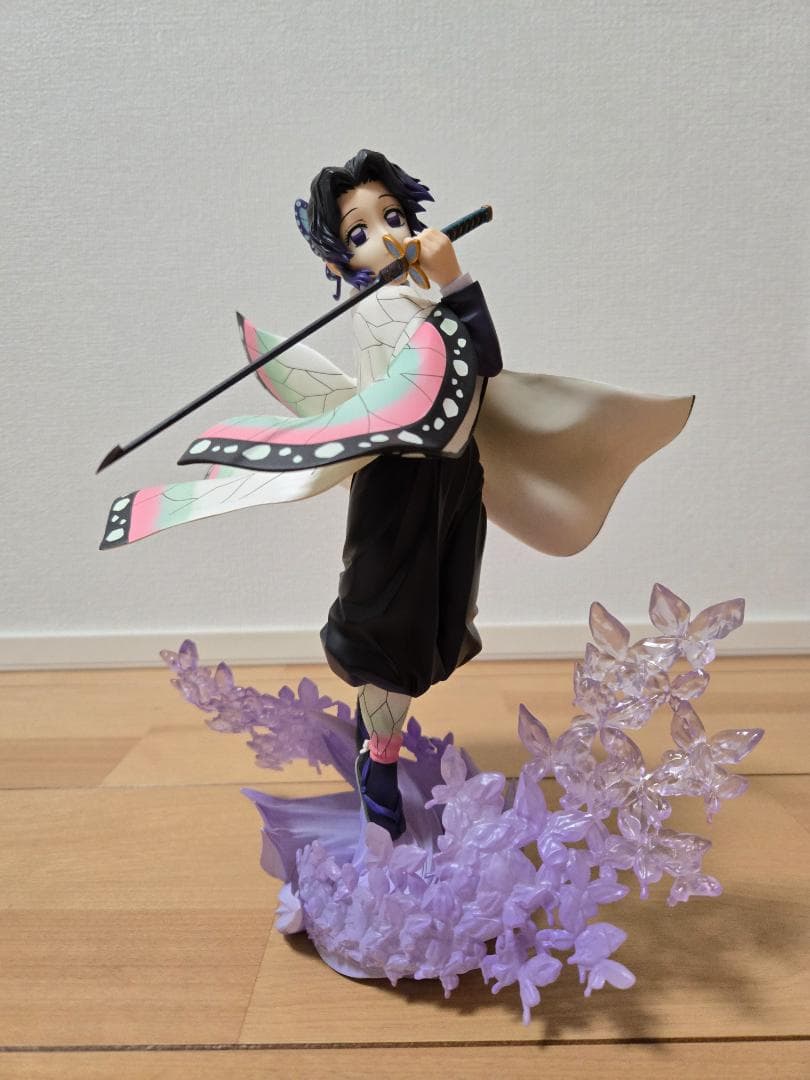鬼滅の刃　ARTFX J　胡蝶しのぶ　フィギュア
