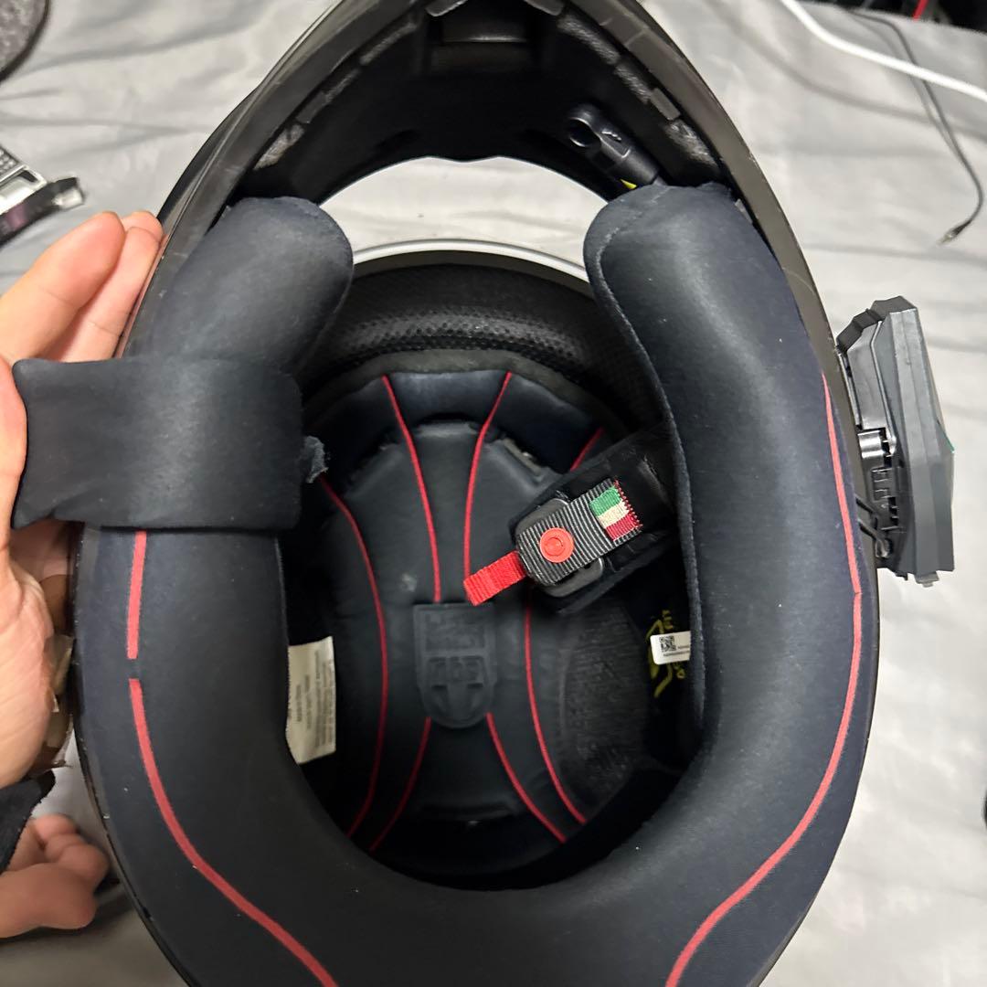 agvフルフェイスヘルメット