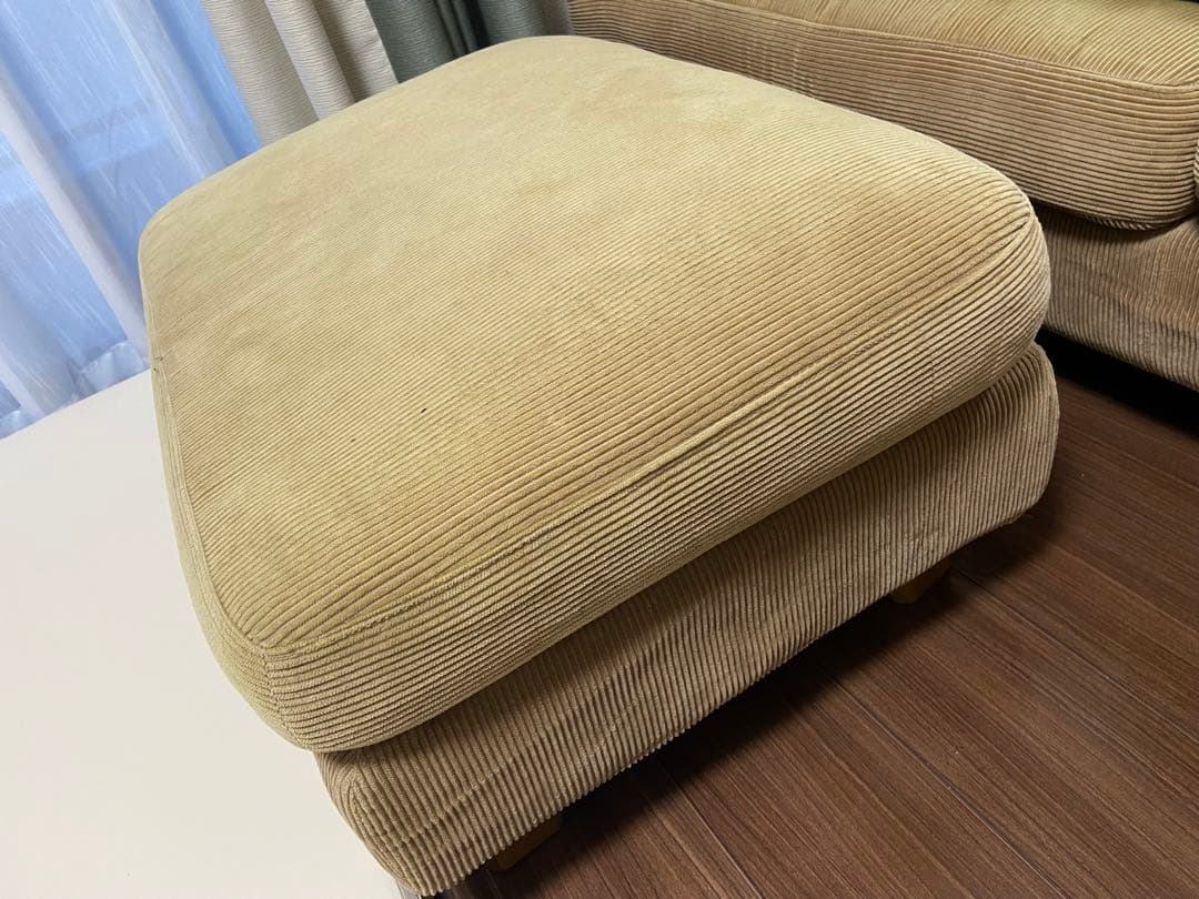 【2/10までの出品】unico GREIG(グレイグ)オットマン　キャメル