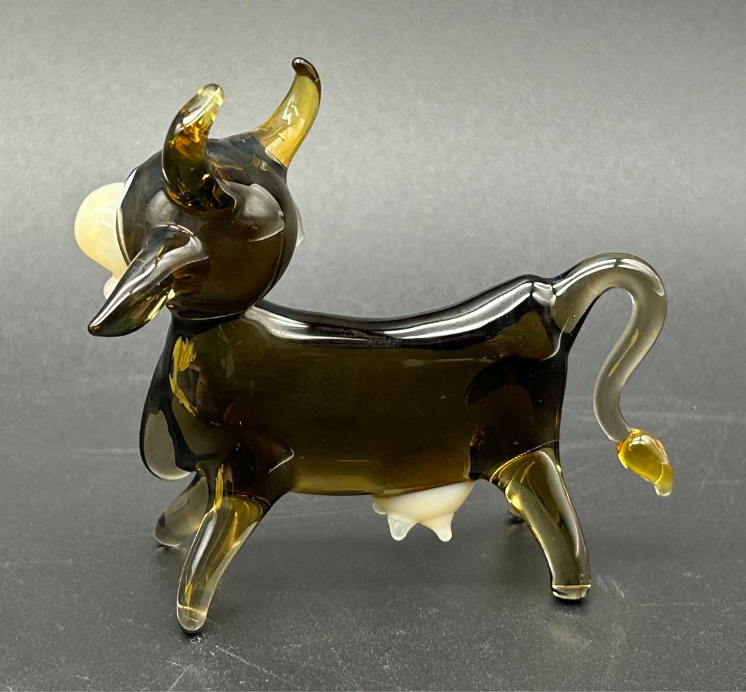 ガラス チェコスロバキア フィギュリン 牛 ビンテージ コレクション