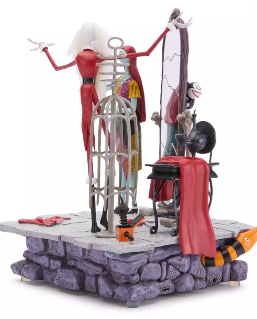 ティム・バートン ナイトメアー・ビフォア・クリスマス フィギュア ディズニー