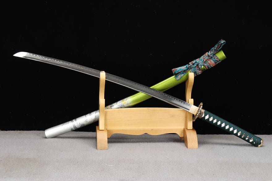 精品銅装T 10焼刃『飛龍』 日本刀 模造刀 居合刀 斬馬刀 龍泉剣 清剣 唐刀