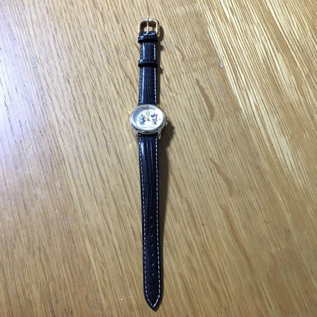 ミニーマウス　70年記念　フィギュア&時計