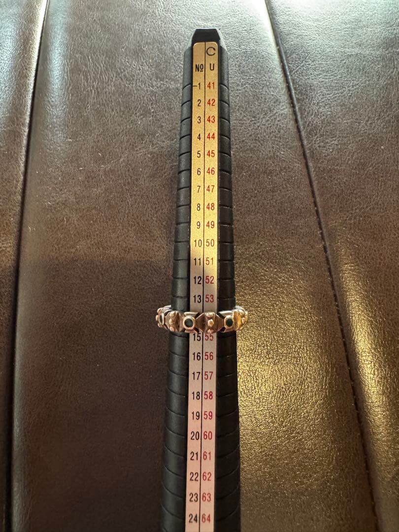 トラヴィスワーカーFORMEE RING wite エメラルド 14号