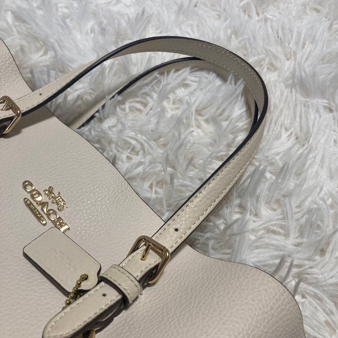 極美品　現行　コーチ　ショルダーバッグ　2way　モリー トート 25　レザー