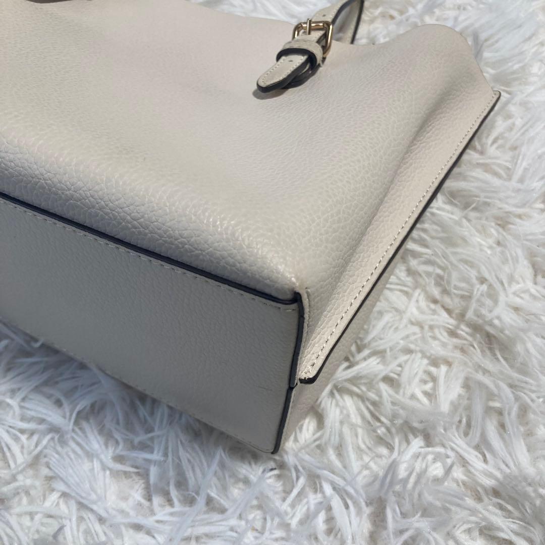 極美品　現行　コーチ　ショルダーバッグ　2way　モリー トート 25　レザー