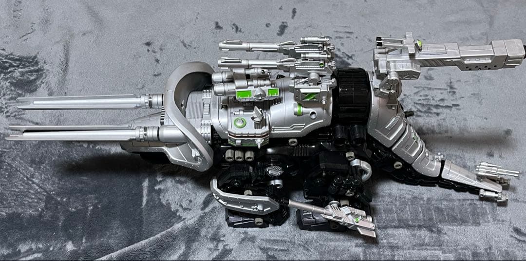 ゾイド　マッドサンダー　組み立て塗装済み ゾイド マッドサンダー ゾイド マッドサンダー 未組立 初回限定