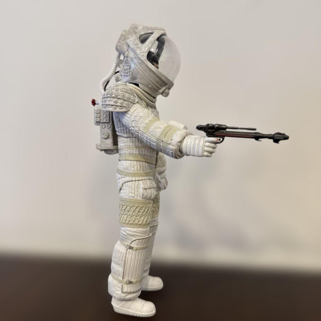 NECA ALIEN Ripley スペーススーツ アクションフィギュア