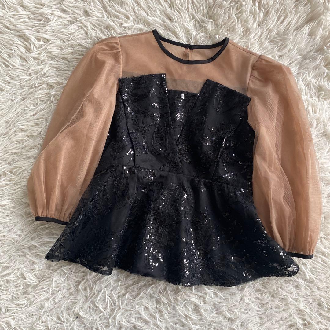 豆侍(土日も発送します)様専用Leja レジャ シアーパフスリーブペプラム