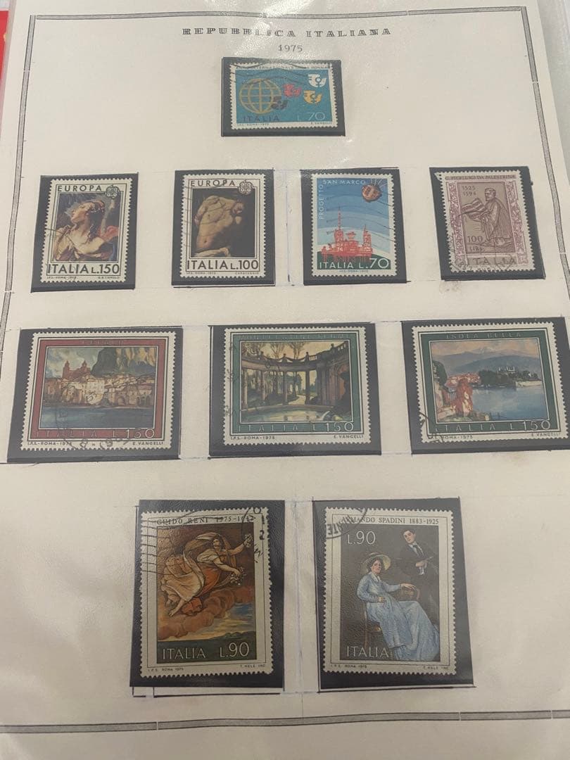 (N37) 切手コレクション イタリアの切手110枚