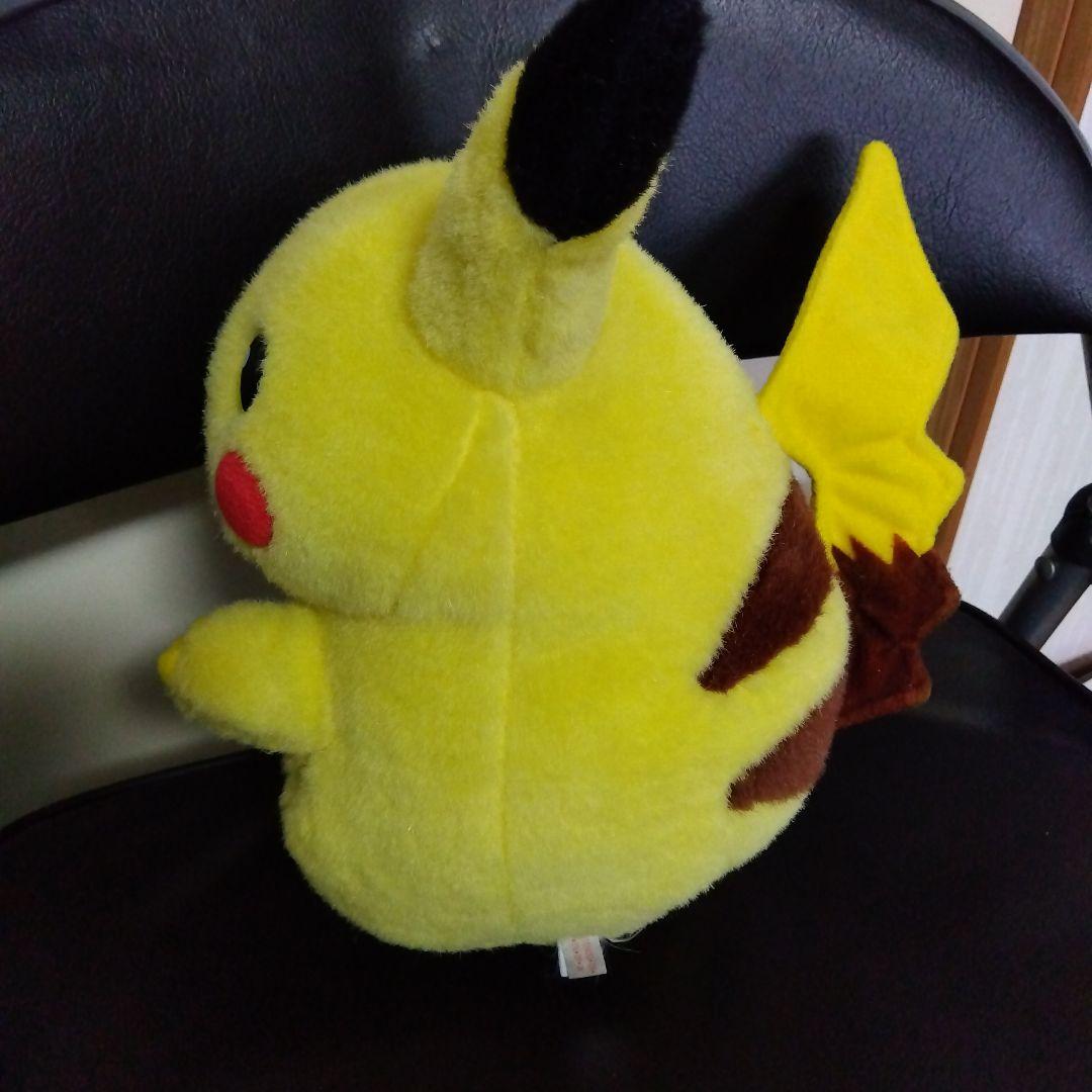 ピカチュウ ぬいぐるみ TOMY製 +1(メーカー不明)+1