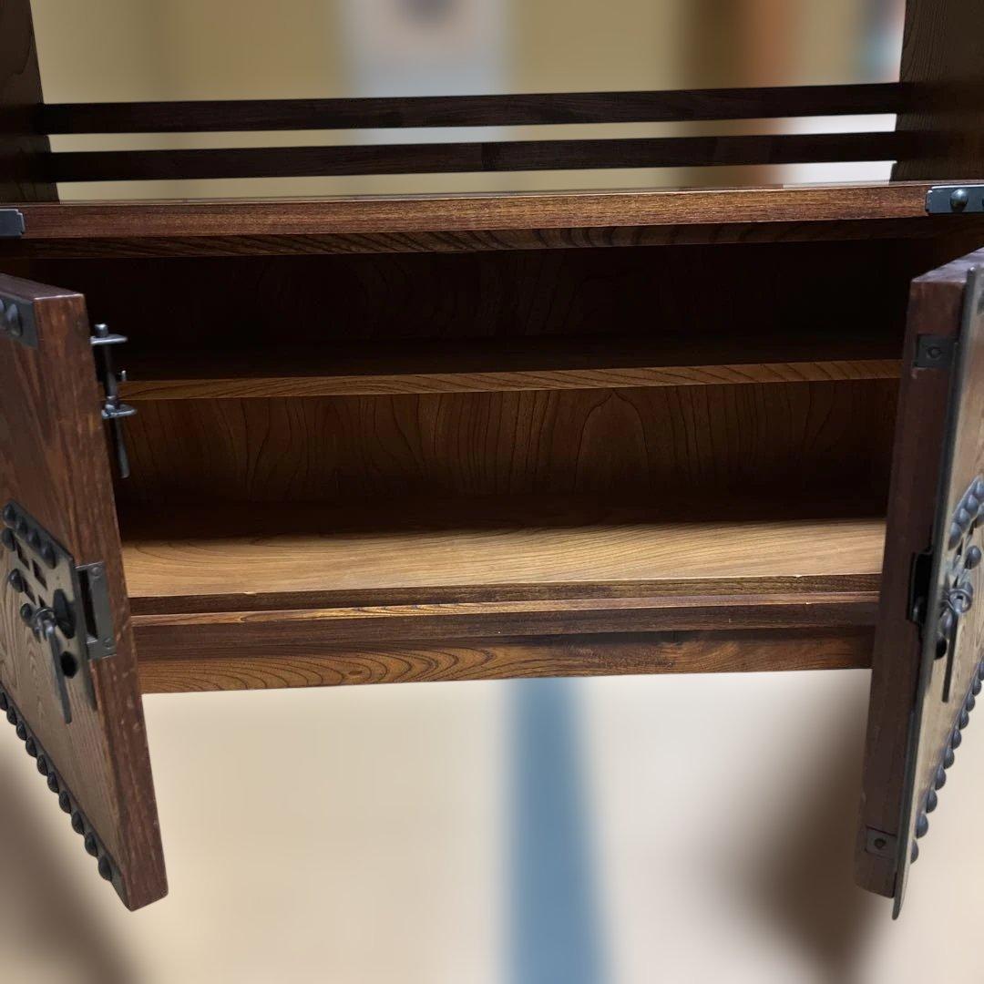 アンティーク高山家具式木製収納ローチェスト、テレビ台 伝統的な日本