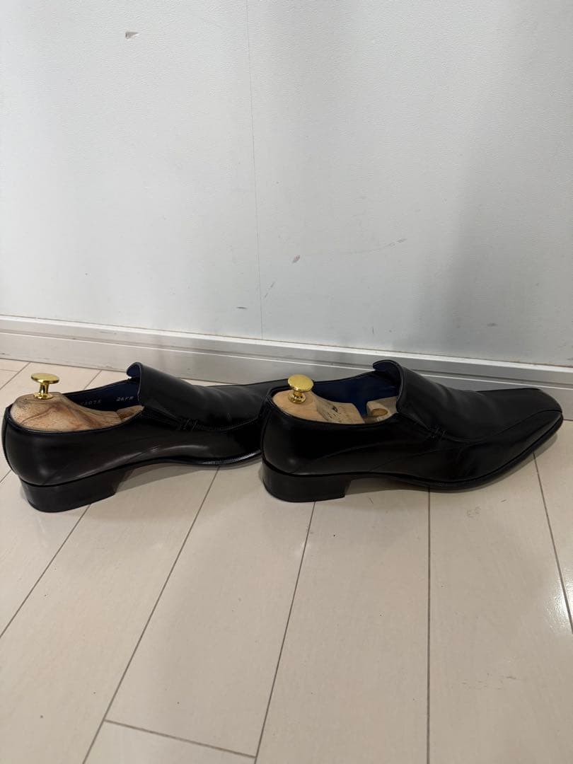 REGAL ブラックレザー スリッポンシューズ