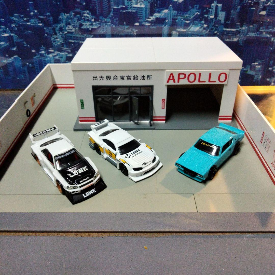 1/64 トミカラマヴィンテージ 02b ガソリンスタンド(出光)