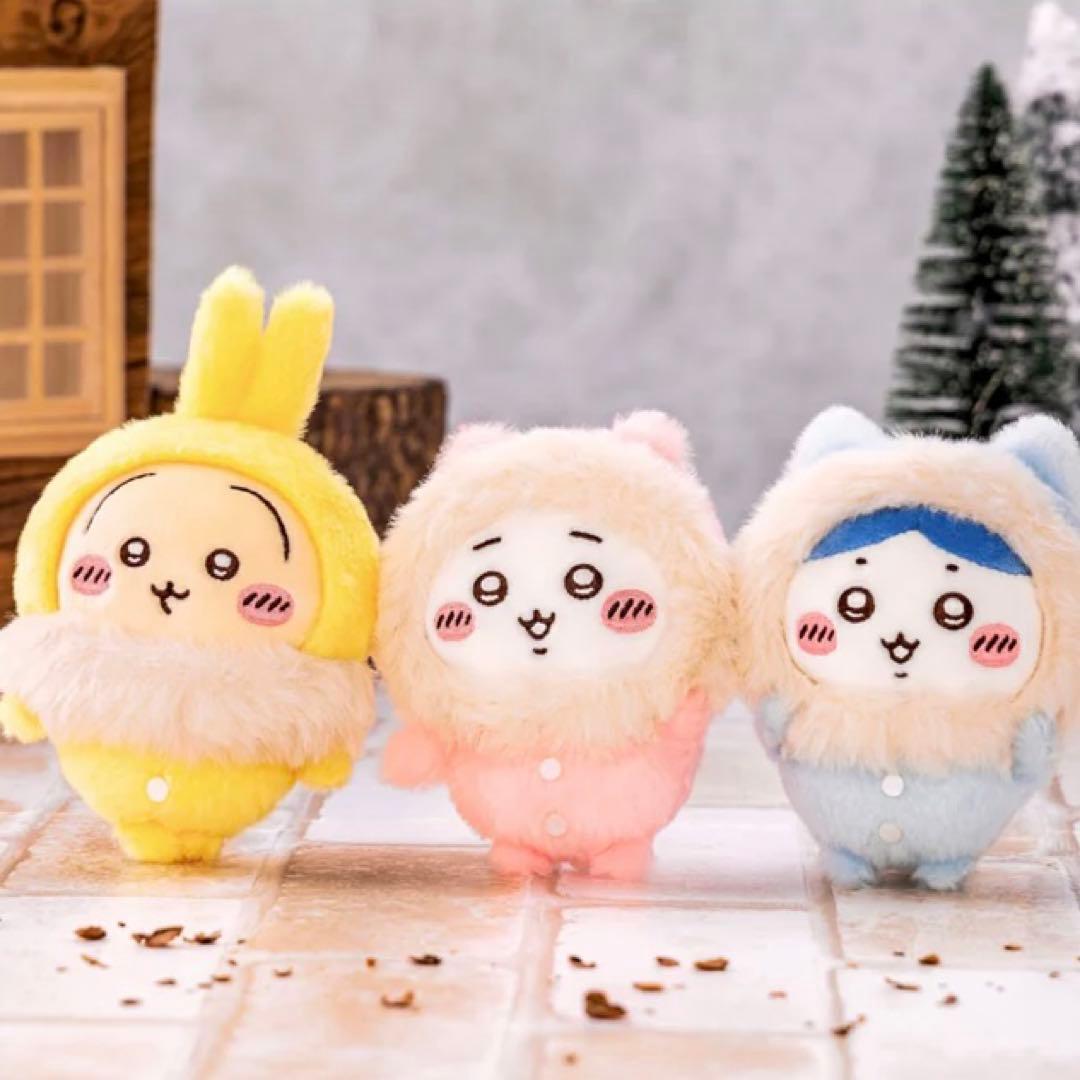 ちいかわフッサフッサなパジャマ光る輪っかをつけたうさぎオデみもち