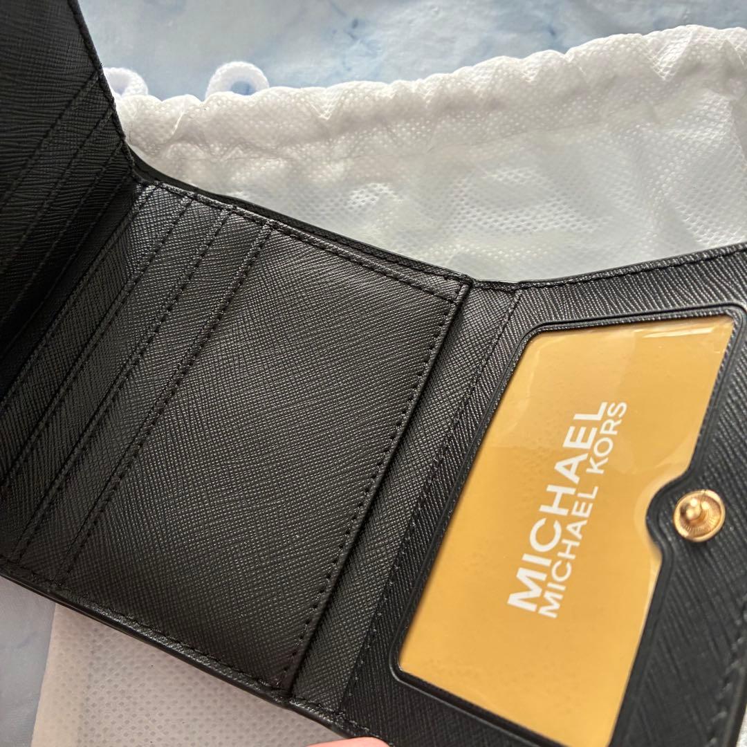 マイケルコース　MICHEAL　KORS　財布　黒　2つ折り　レディース