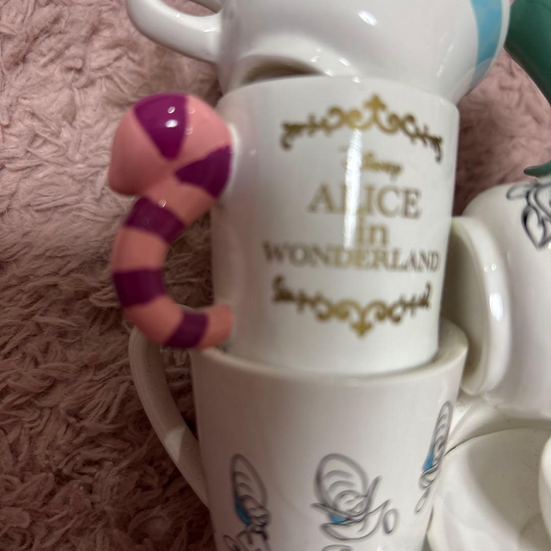 スリアページ♫ ディズニーストア 不思議の国のアリス アクセサリースタンド