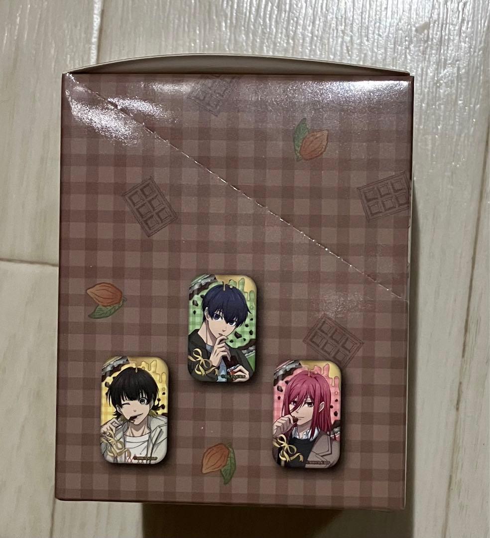 ブルーロック　スクエア缶バッジ　ホログラム　箔入り　バレンタイン　チョコ　6箱