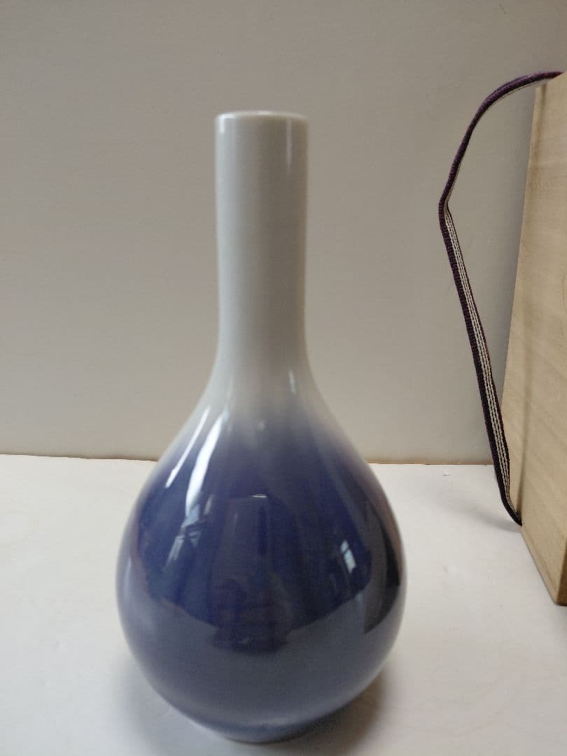 九谷焼　四代徳田八十吉　花入れ　16センチ　共箱　共布