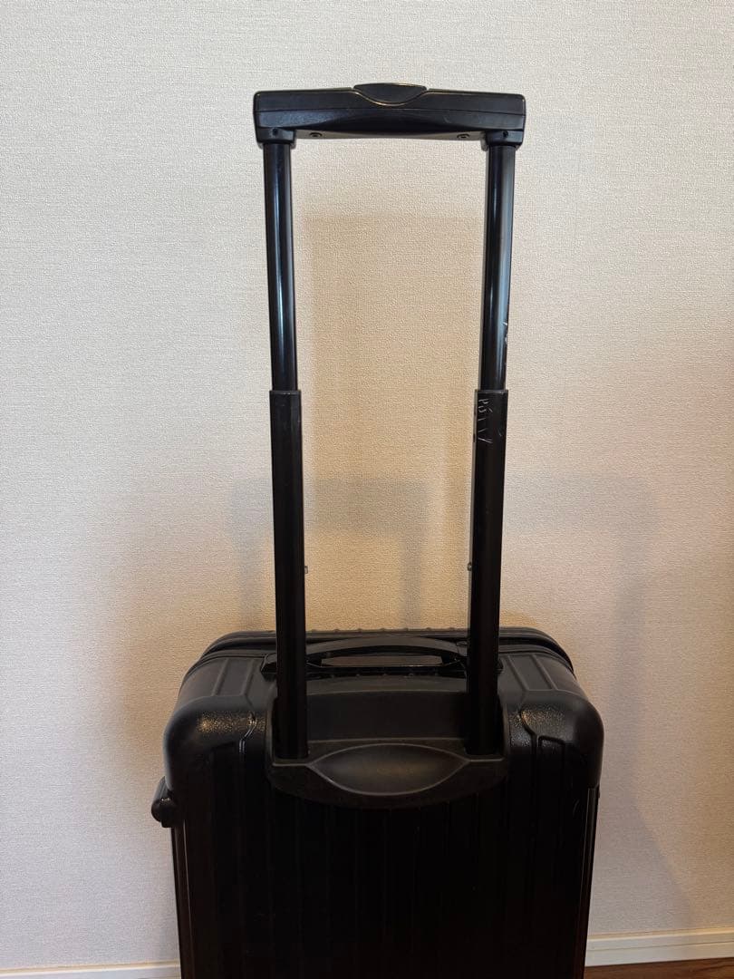☆RIMOWA☆ブラック TSAロック付き キャリーケース