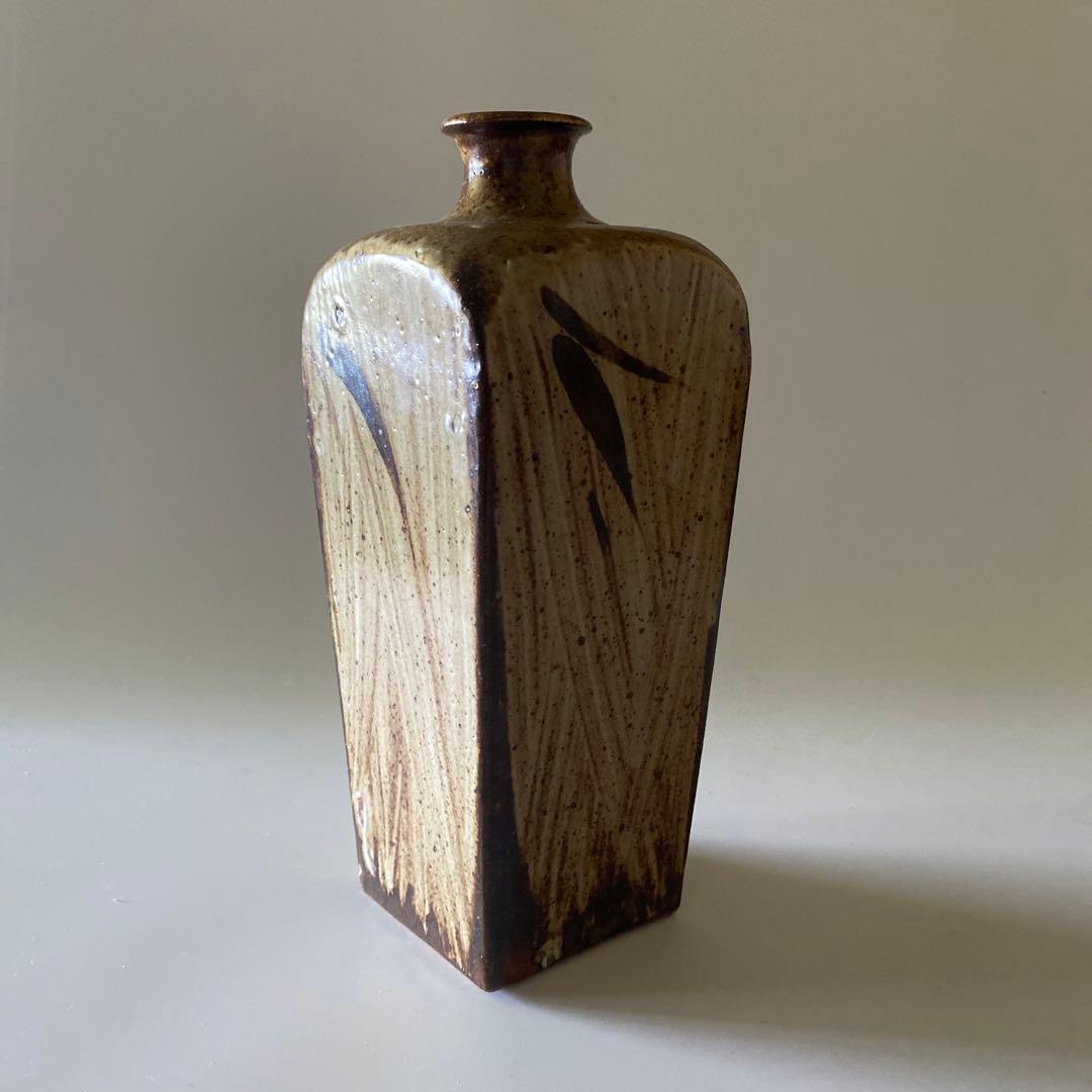 島岡達三 花瓶 花器 角瓶 鉄絵 刷毛目 高さ約28cm弱 民藝 人間国宝