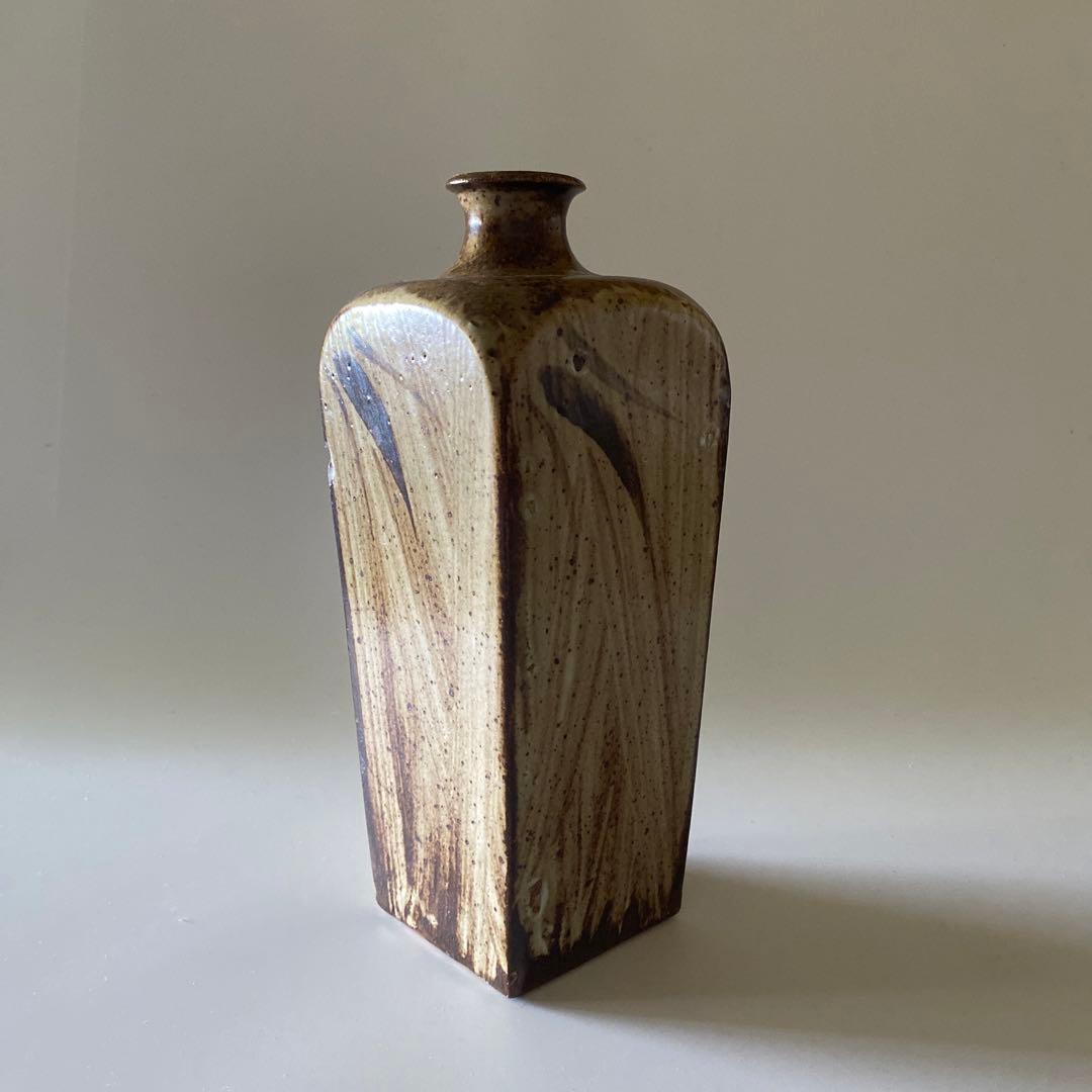 島岡達三 花瓶 花器 角瓶 鉄絵 刷毛目 高さ約28cm弱 民藝 人間国宝