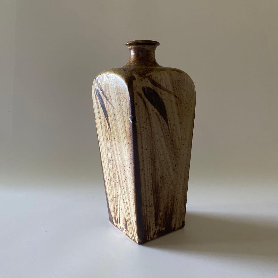 島岡達三 花瓶 花器 角瓶 鉄絵 刷毛目 高さ約28cm弱 民藝 人間国宝