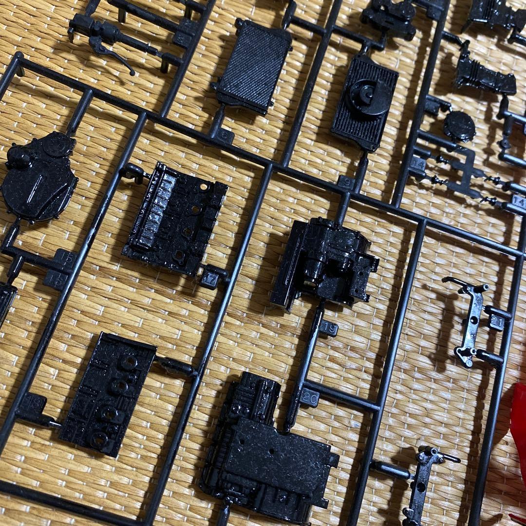 Kawasaki GPZ900R プラモデル 1/12 国内仕様 作りかけの中古 - メルカリ