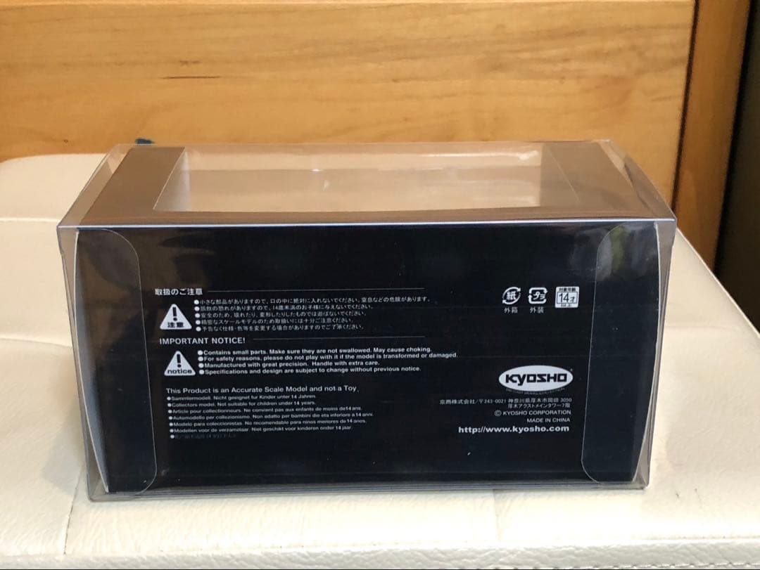 京商 Lexus IS 350 F SPORT 1/43サイズ ミニカー