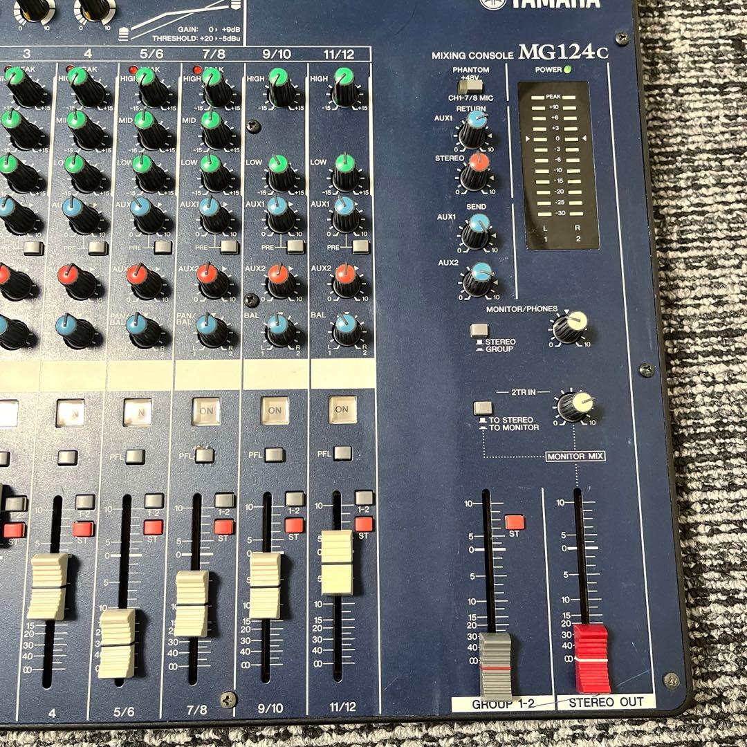 YAMAHA MG124C ヤマハ ミキシングコンソール