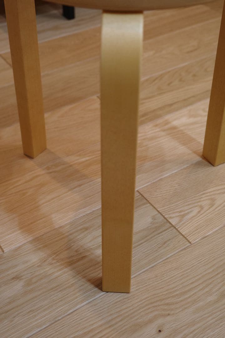 ぼ*ぶ様 Artek スツール60 カーリーバーチ