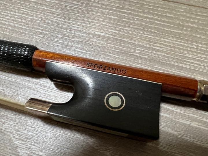 【新品同様】Gliga Gama2 4/4 弓、ケース、肩当てセット