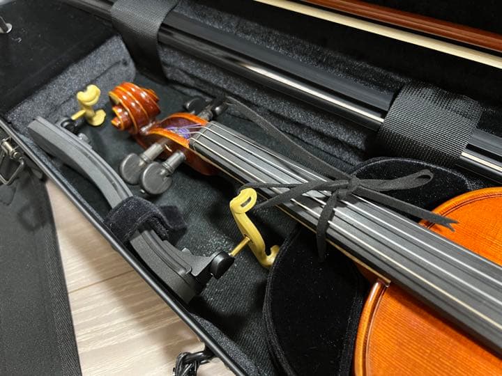 【新品同様】Gliga Gama2 4/4 弓、ケース、肩当てセット