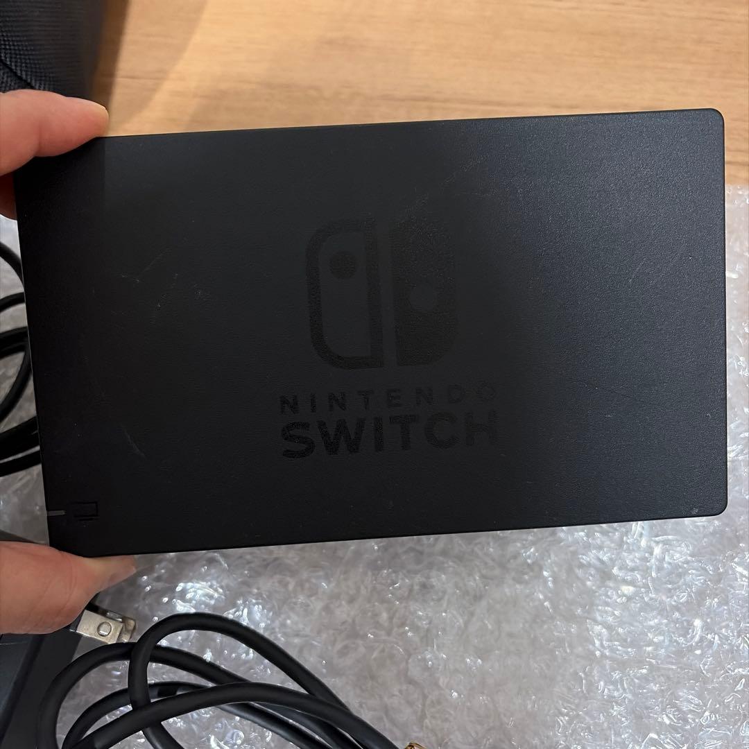 Nintendo Switch 本体 ＋ジョイコン6つ＋ケース